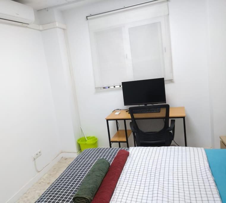 Appartment As A Service. Book It Now マラガ エクステリア 写真