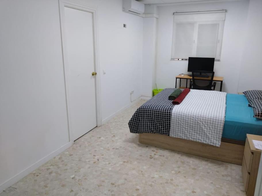 Appartment As A Service. Book It Now マラガ エクステリア 写真