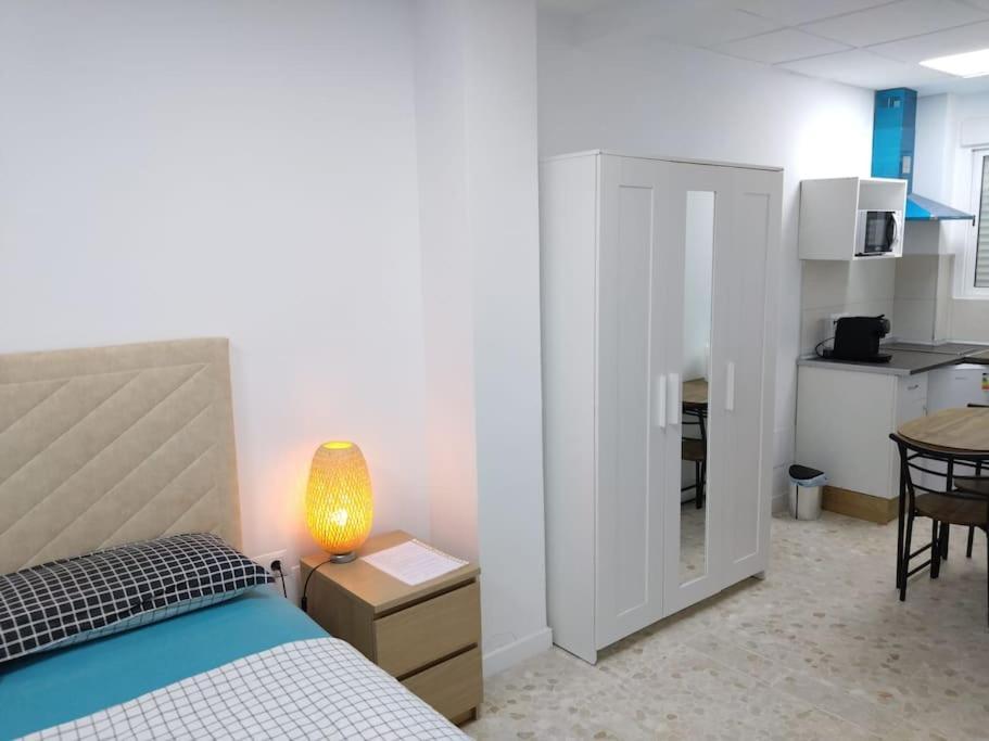 Appartment As A Service. Book It Now マラガ エクステリア 写真